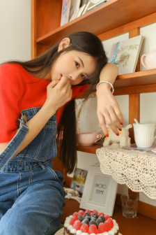 药屋少女的呢喃